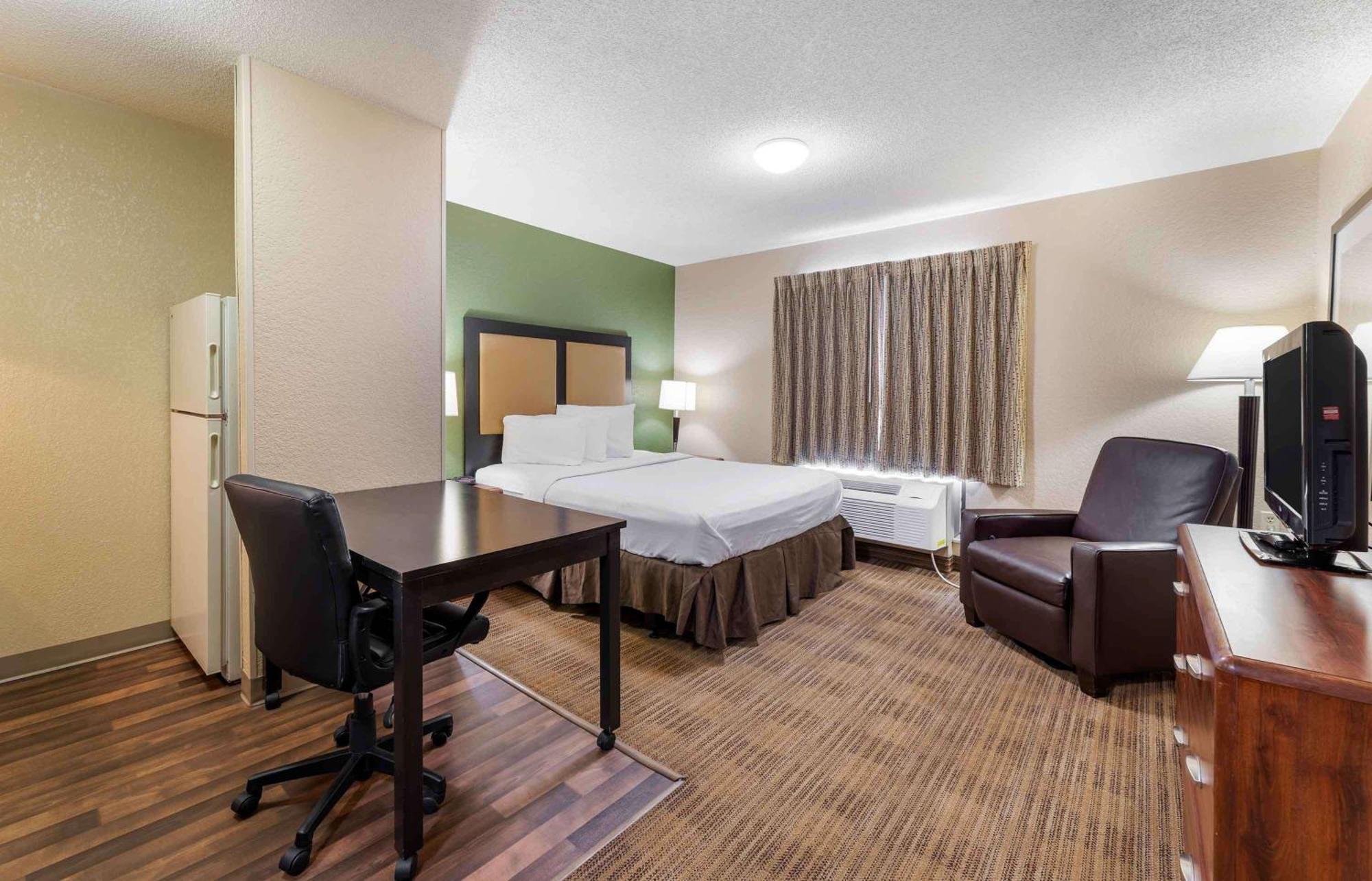 Extended Stay America Suites - Wichita - East Bagian luar foto